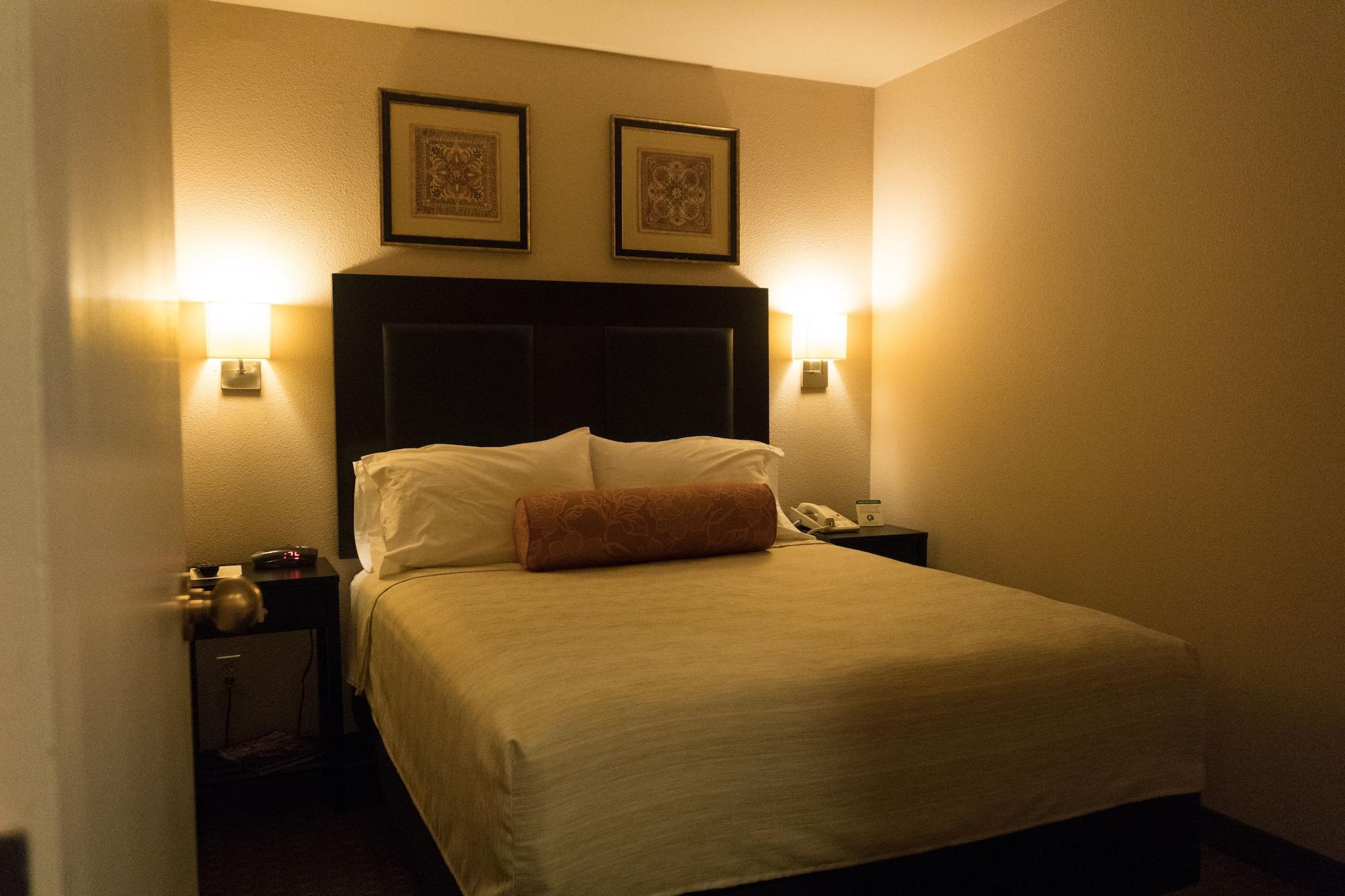 Monarch Hotel & Conference Center Clackamas Luaran gambar