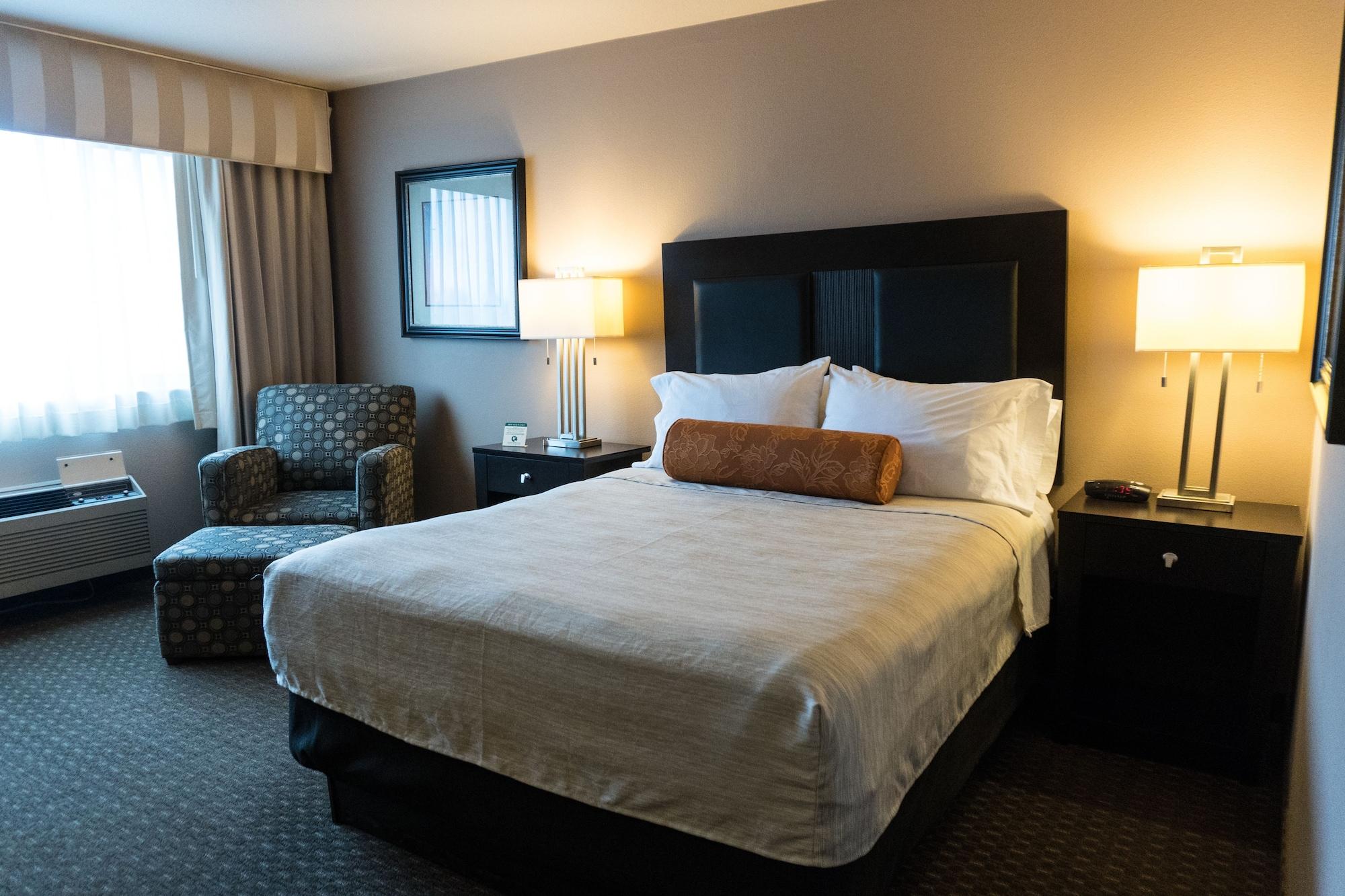 Monarch Hotel & Conference Center Clackamas Luaran gambar